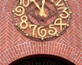 LA ligature at an S-Bahn, plus some nice numbers