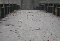 A footbridge over the Spree: the day after