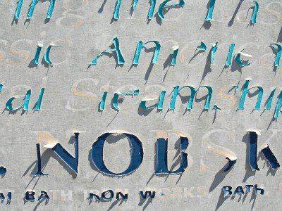 Boston Type - Peeling Sign Detail