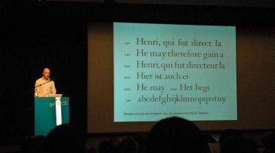 Tim Ahrens speaks at TYPO Berlin about optical sized fonts