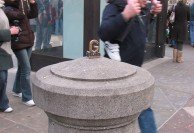 pda trafalgar sculpture
