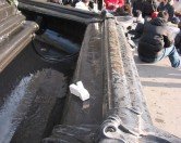 [pda] Piccadilly Circus sculpture accident