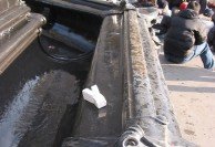 [pda] Piccadilly Circus sculpture accident