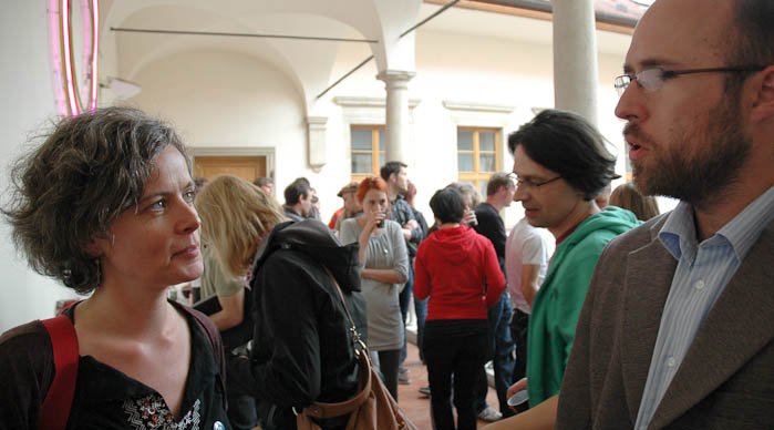 Veronika and David during a coffee break