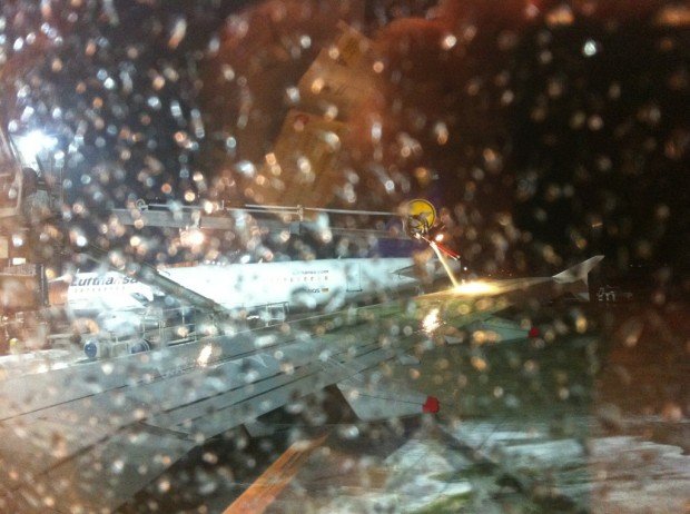 De-icing in progress at TXL